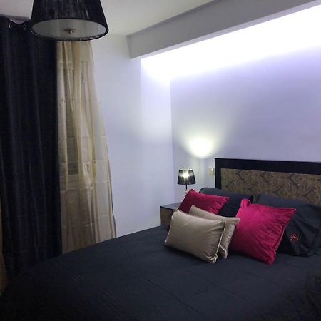 Apartamentos Las Ferrerias Arenas de San Pedro Buitenkant foto